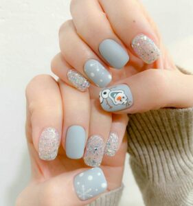 Read more about the article Nail Art Trends: Transform Your Christmas Look at TranQNailsSpa!